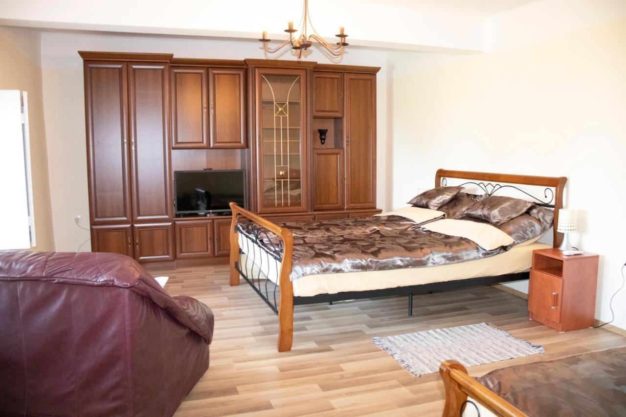 Gyoengyoem Apartman Balatonalmádi Esterno foto