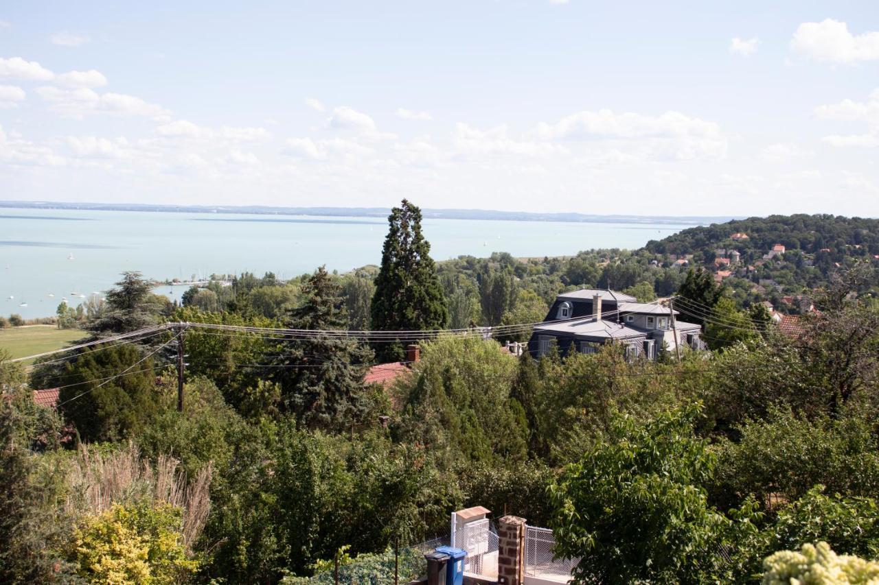 Gyoengyoem Apartman Balatonalmádi Esterno foto